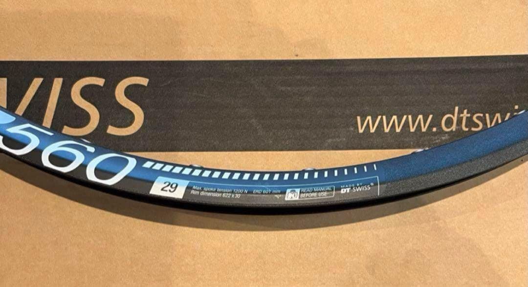 ★SALE★ DT SWISS FR560 1本