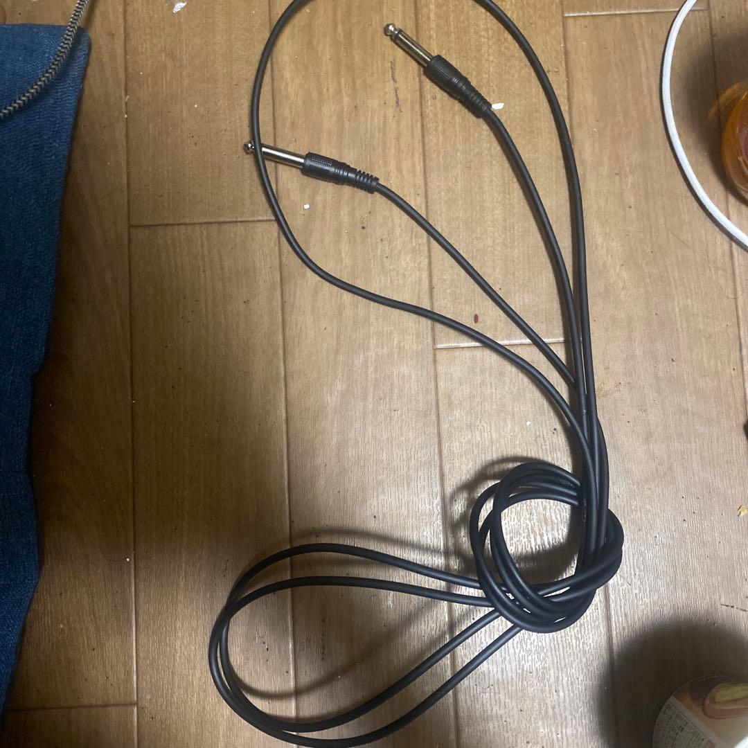 SELDER 4弦エレキベース ブラック　シールド付き。すぐ弾ける！