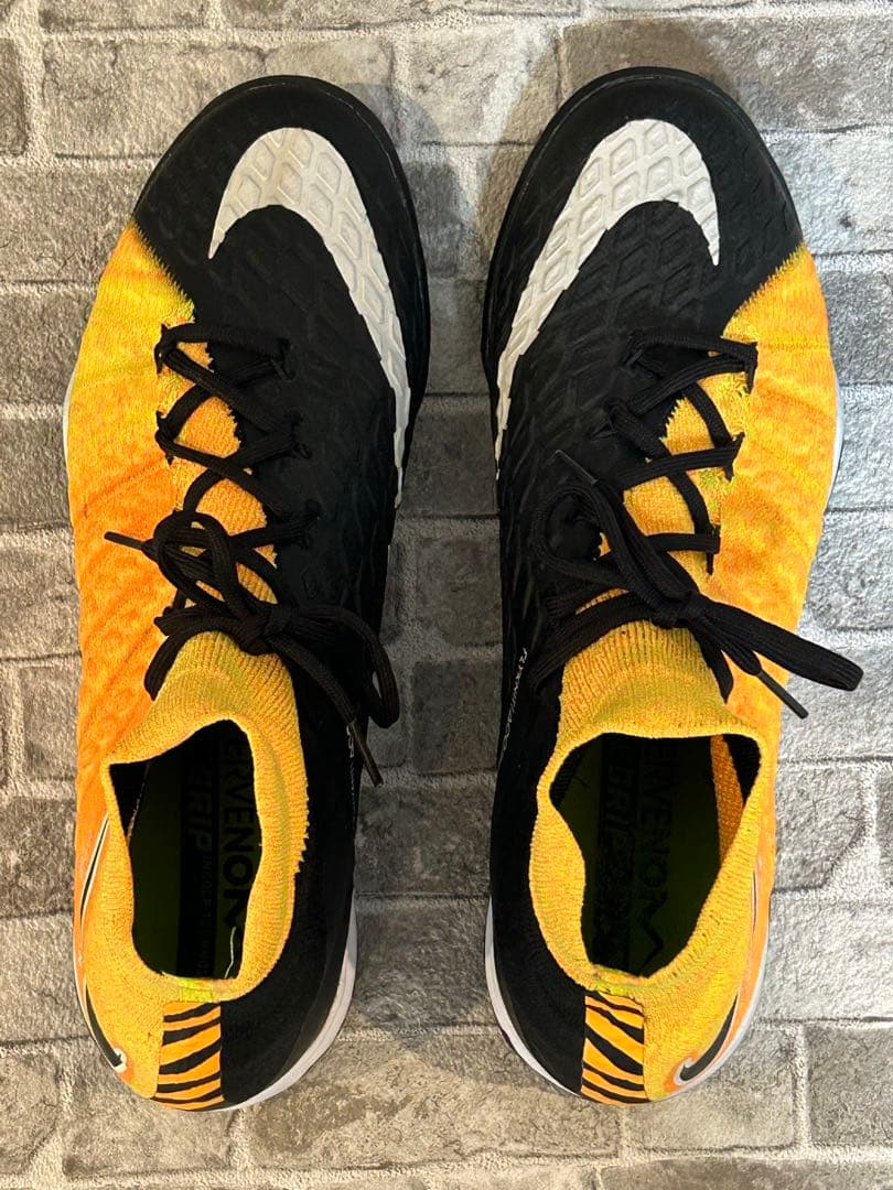 超美品 NIKE ハイパーヴェノムXプロキシモⅡ オレンジ×ブラック　27cm