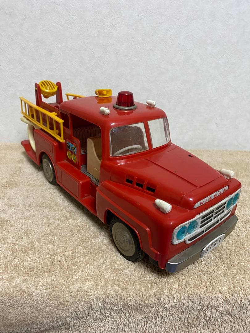 野村トーイ 日産 NISSAN FS681型 消防ポンプ車 フリクション