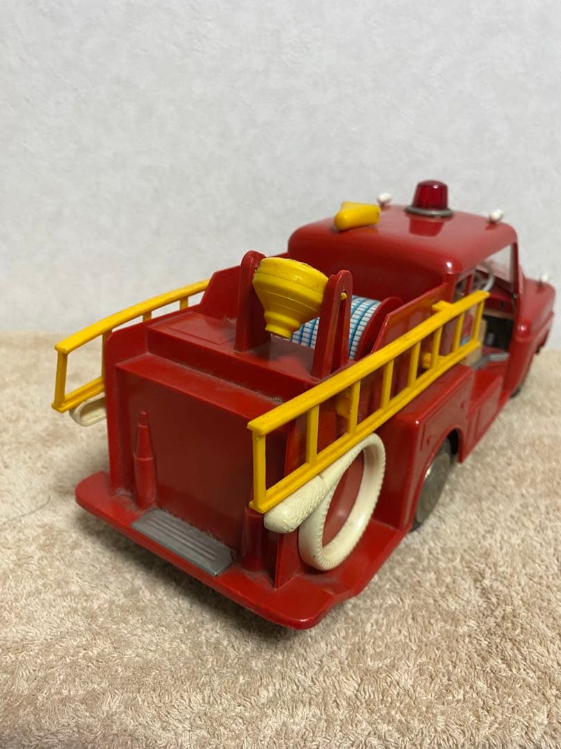 野村トーイ 日産 NISSAN FS681型 消防ポンプ車 フリクション