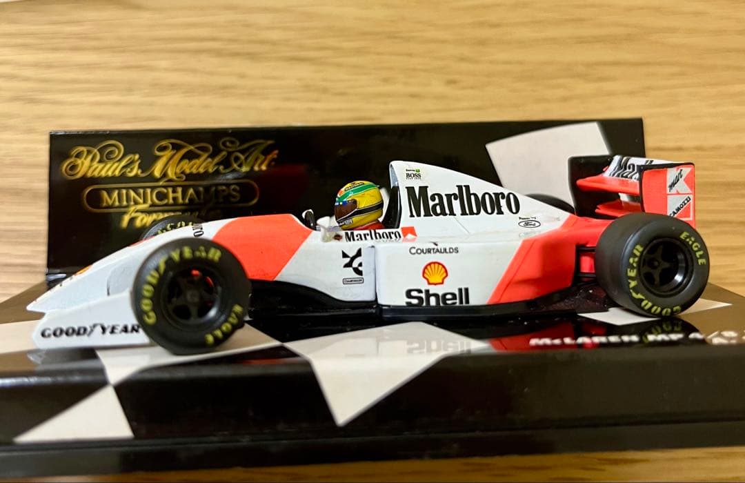 ミニチャンプス マクラーレン MP4/8 A.セナ 1/43 マルボロ仕様