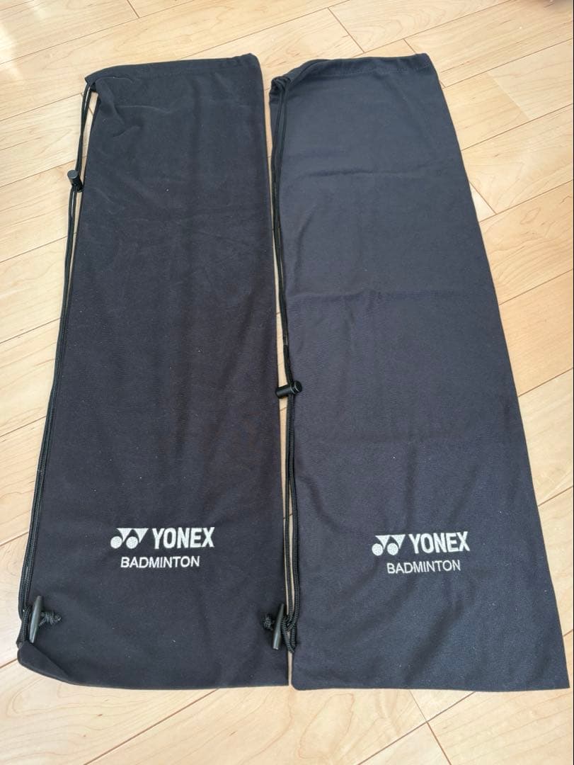 YONEXバドミントンラケット カーボネックス20.35の3本セット