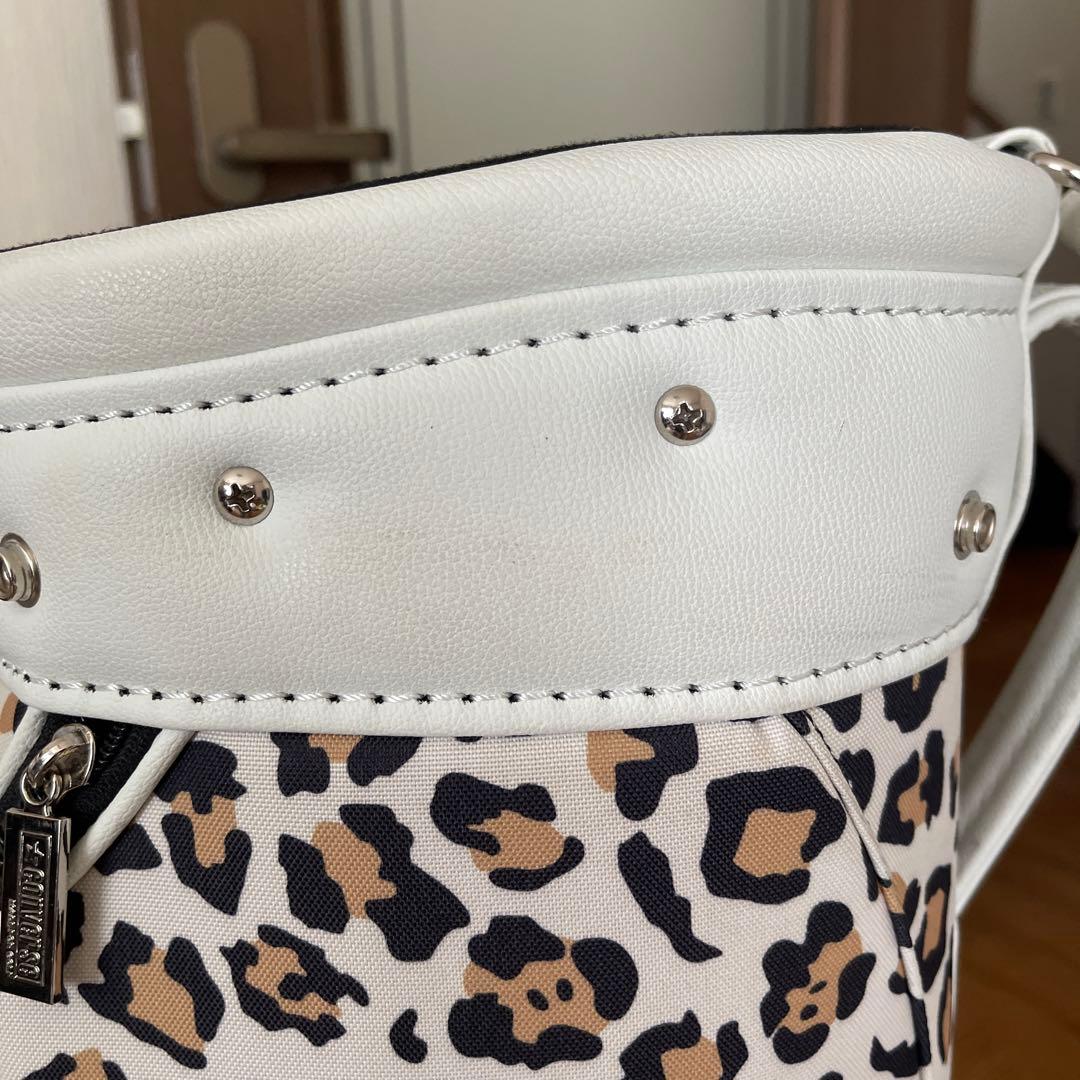 ヒョウ柄キャディバッグ