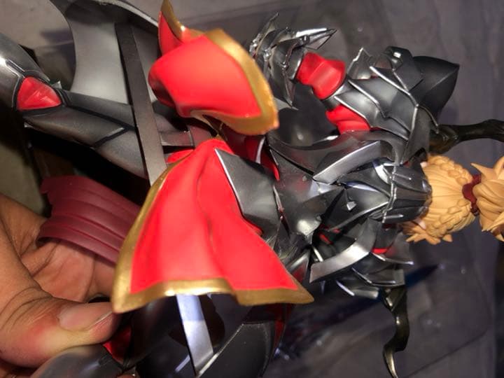 赤のセイバー モードレッド フィギュア fate