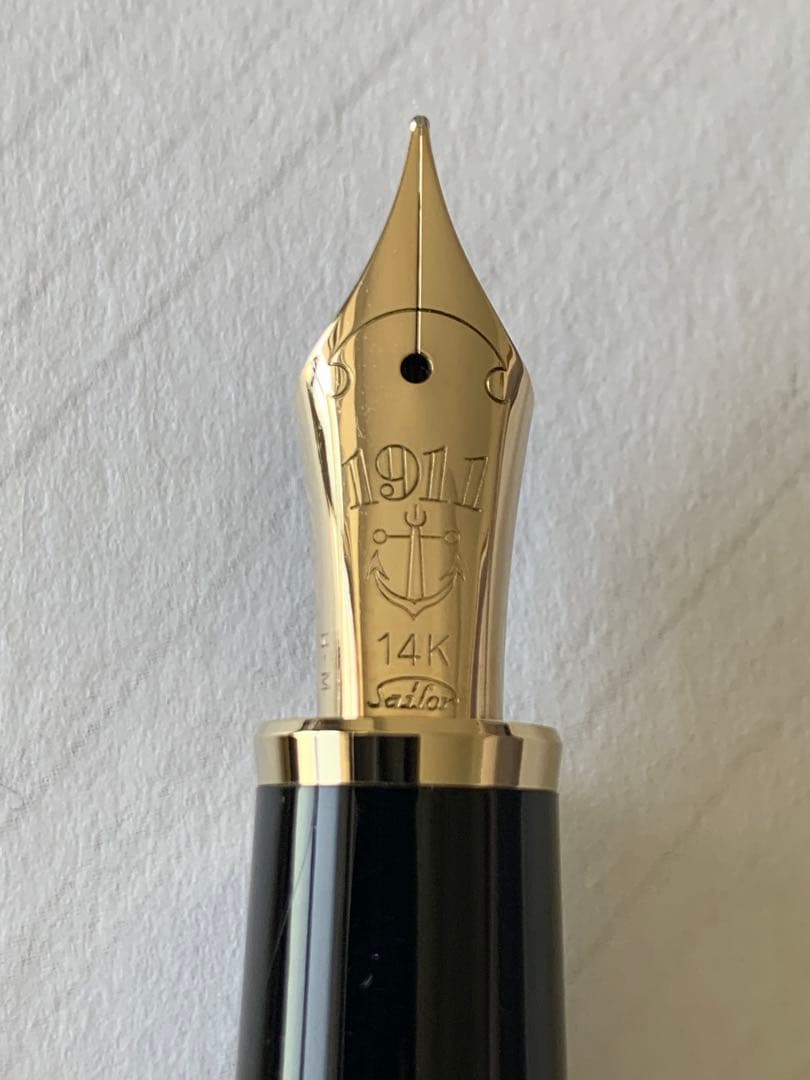 セーラー 香仙蒔絵 梅 万年筆 14K