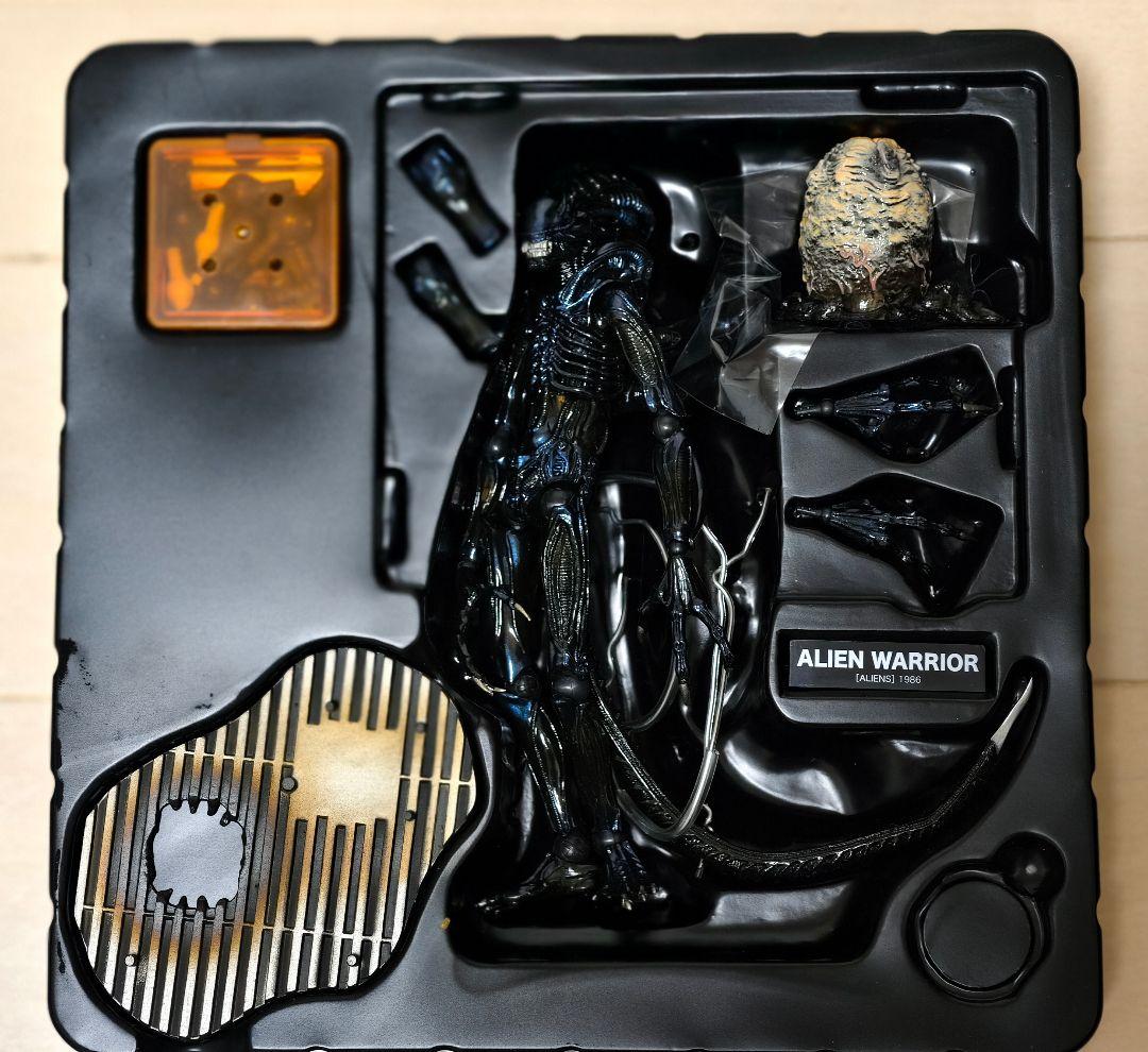 リボルテック エイリアン エイリアンクイーン ウォーリア　フィギュア ALIEN
