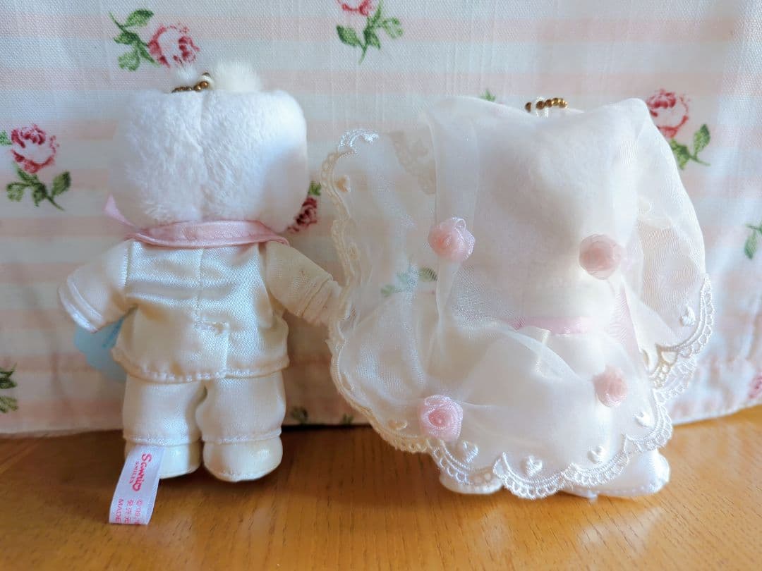 ハローキティ　ウエディング ぬいぐるみ　サンリオ