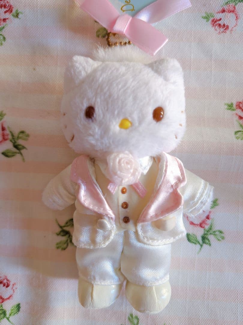 ハローキティ　ウエディング ぬいぐるみ　サンリオ