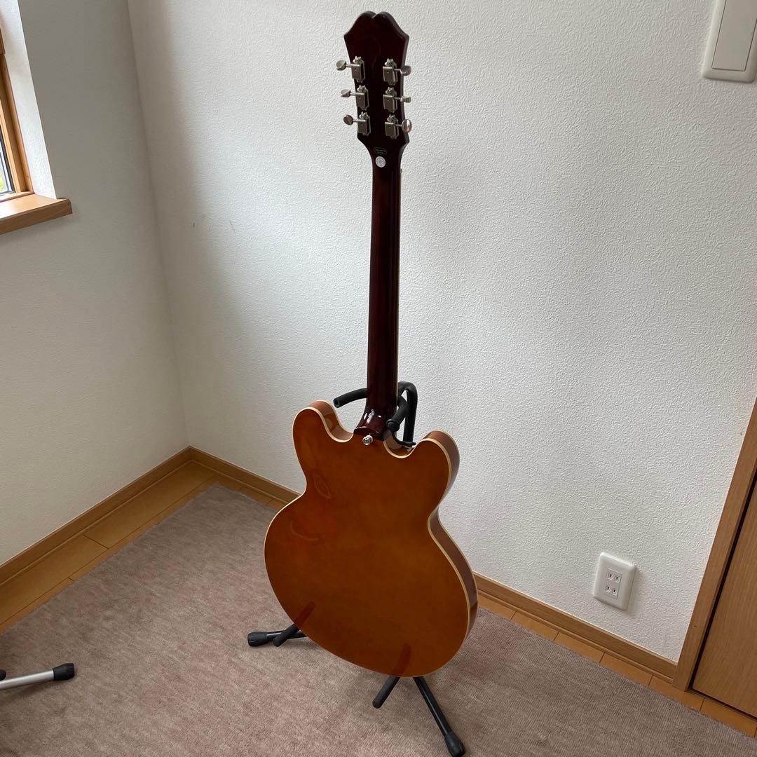 Epiphone リビエラ