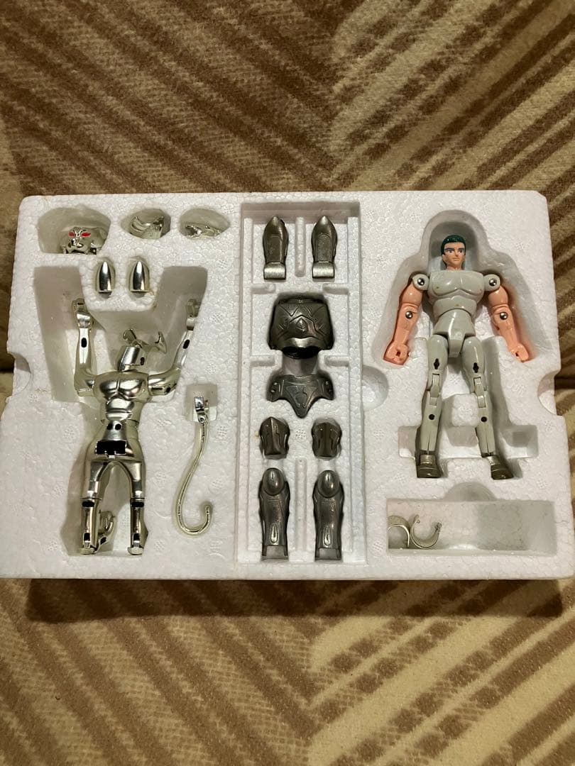 聖闘士星矢　ゼータローブバド　フィギュア