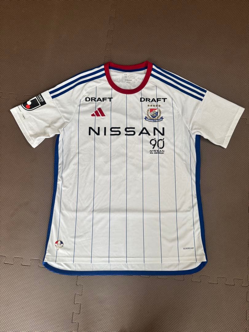 横浜F・マリノス　2024年シーズンアウェイユニフォーム　#20 天野純選手