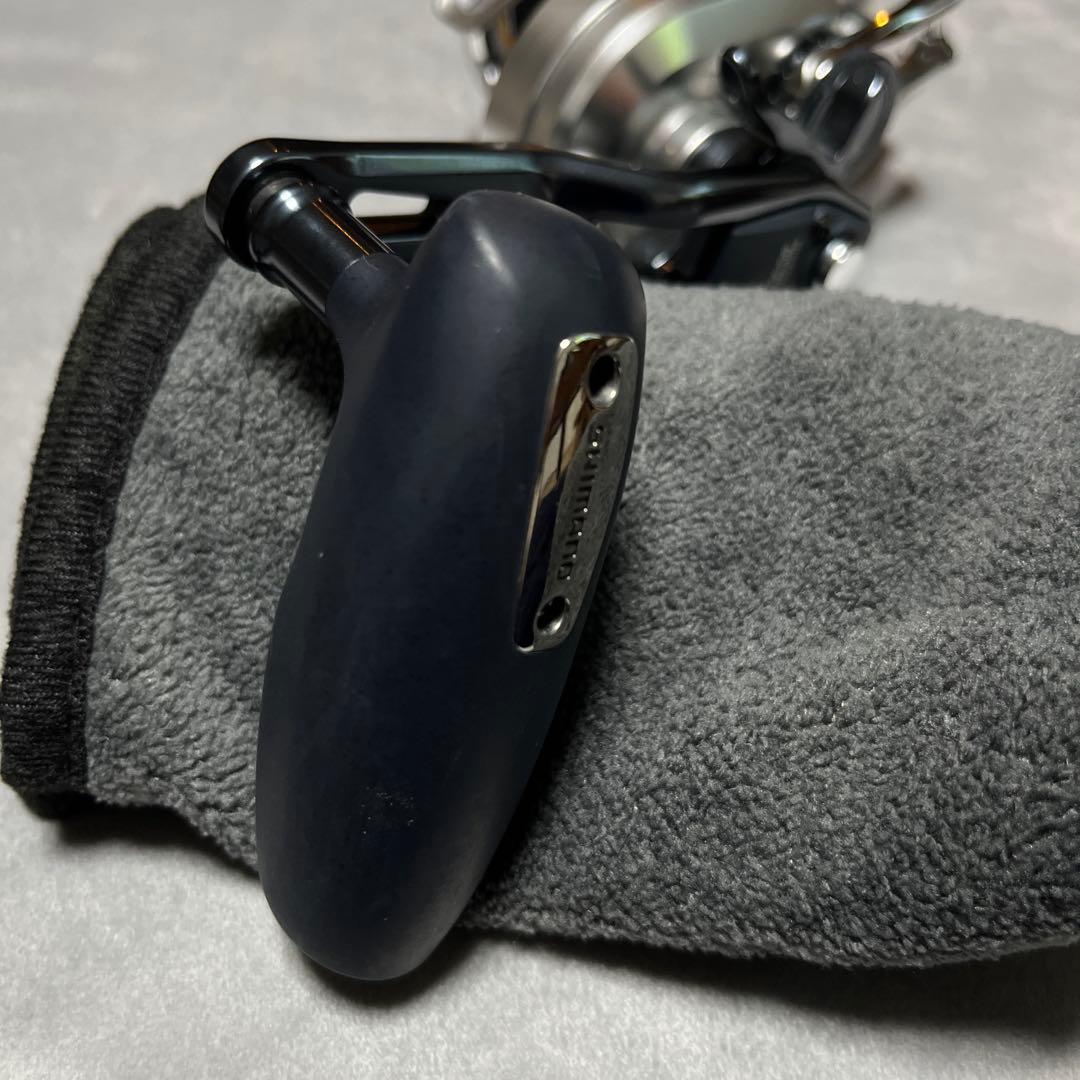 美品　SHIMANO OCEA JIGGER F CUSTOM 2000NRHG