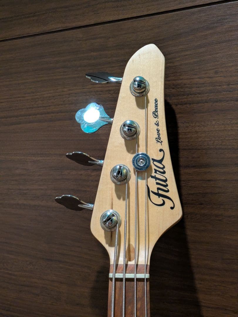 Futra　ストラトベース　サンバースト