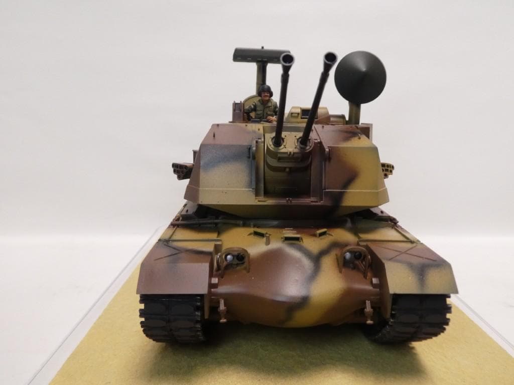 タミヤ　1/35 アメリカ陸軍 対空戦車ヨーク　完成品