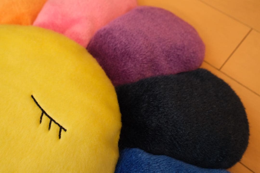 村上隆 カイカイキキ kaikai kiki フラワークッション　60cm