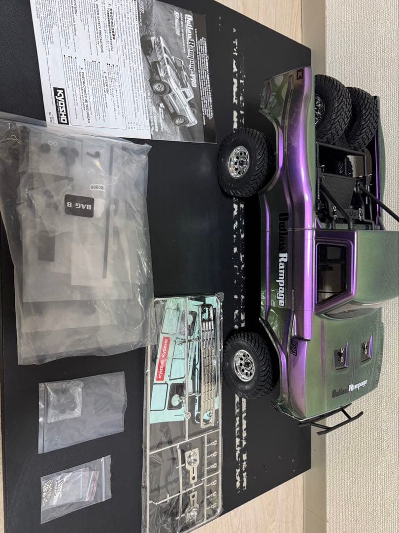 だんご　京商　OutlawRampagePro 2.4GHz ラジコンカー