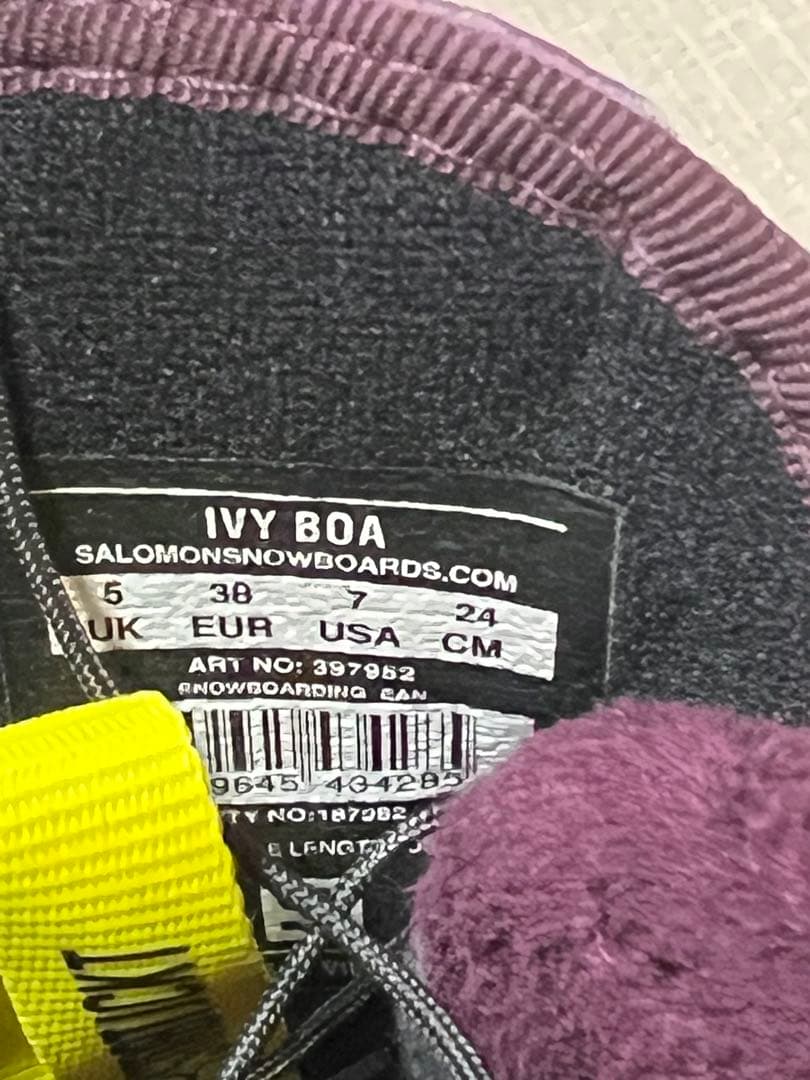 SALOMONレディーススノーボードブーツ24