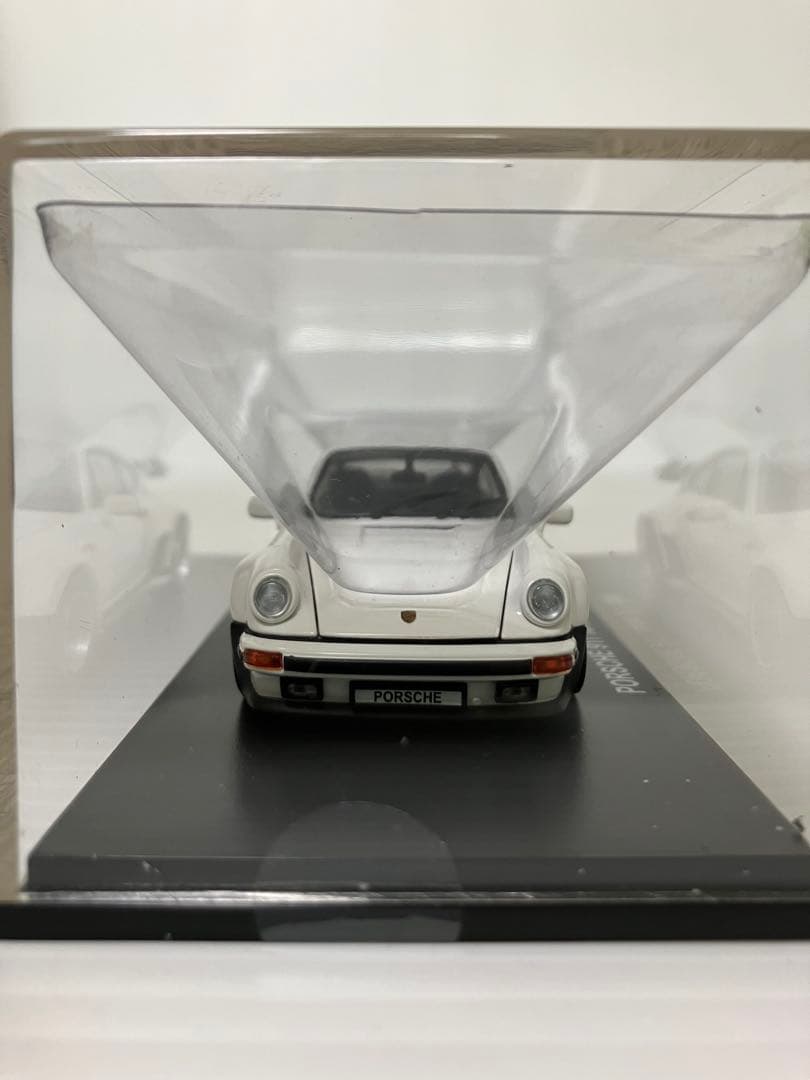 京商 1/43 ポルシェ911turbo 3.3 ホワイト