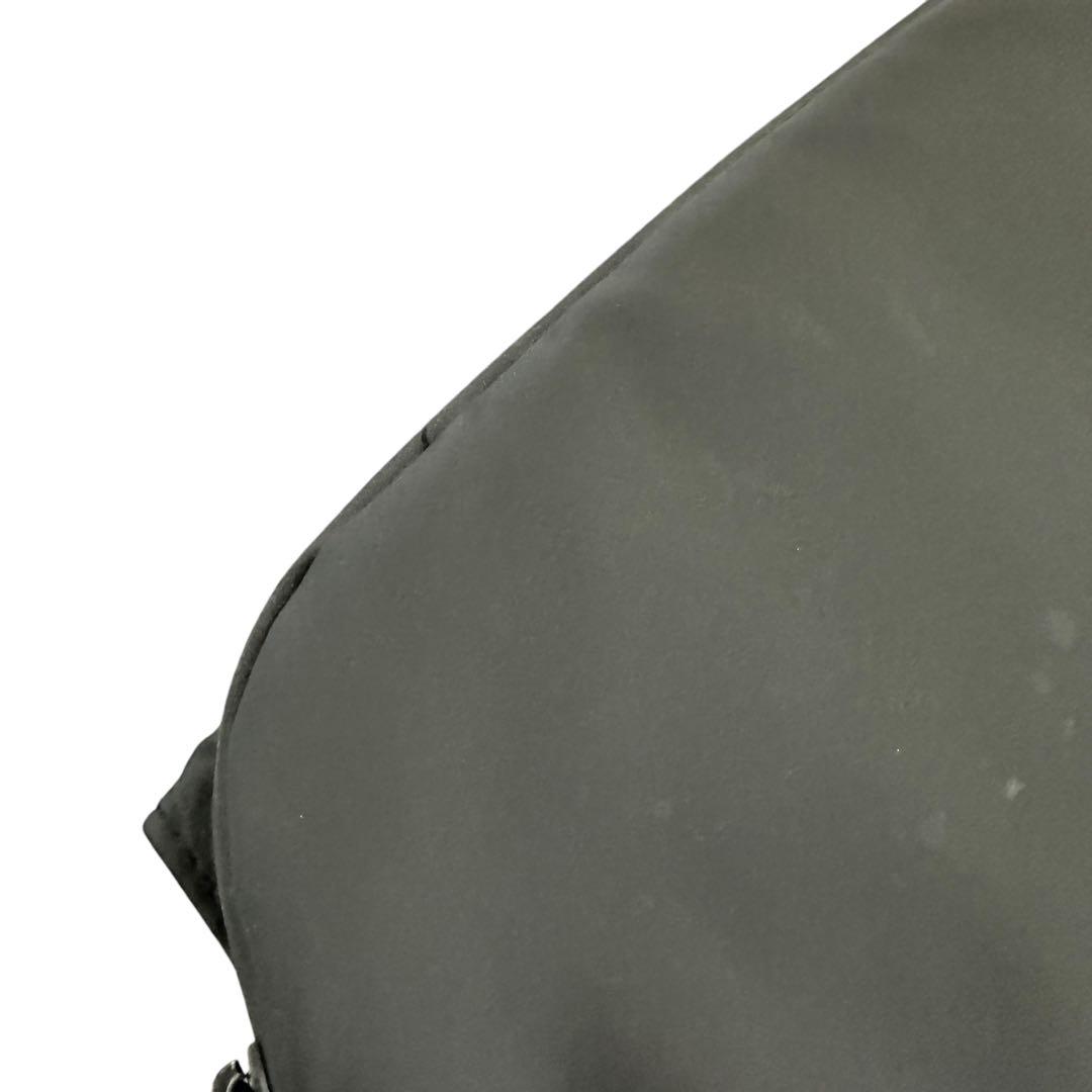 less is 薄いリュック【ミニマリストしぶ制作】