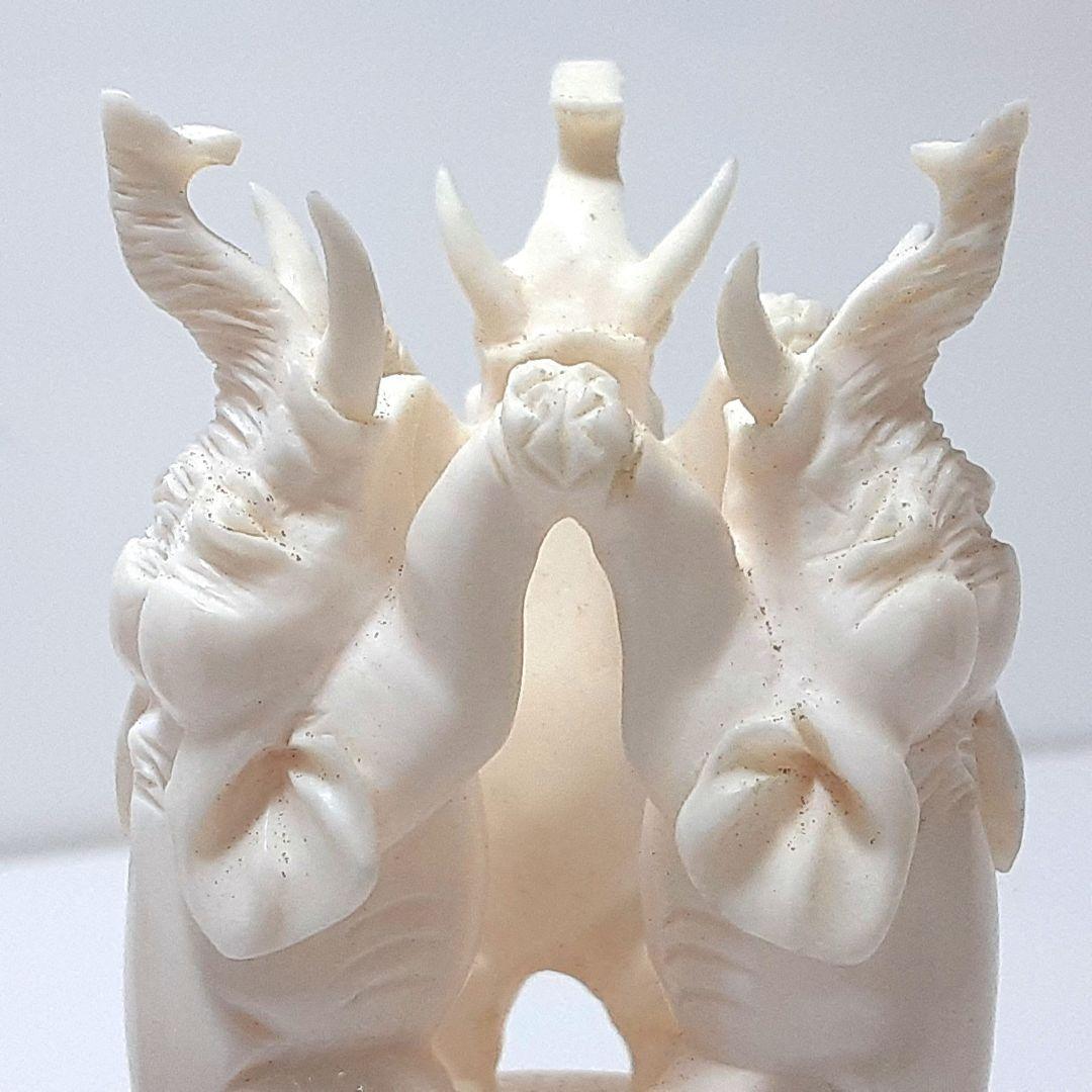 Y1299 高級彫刻 高級彫刻 細密彫 天球 象彫刻台座 総重量164.7g