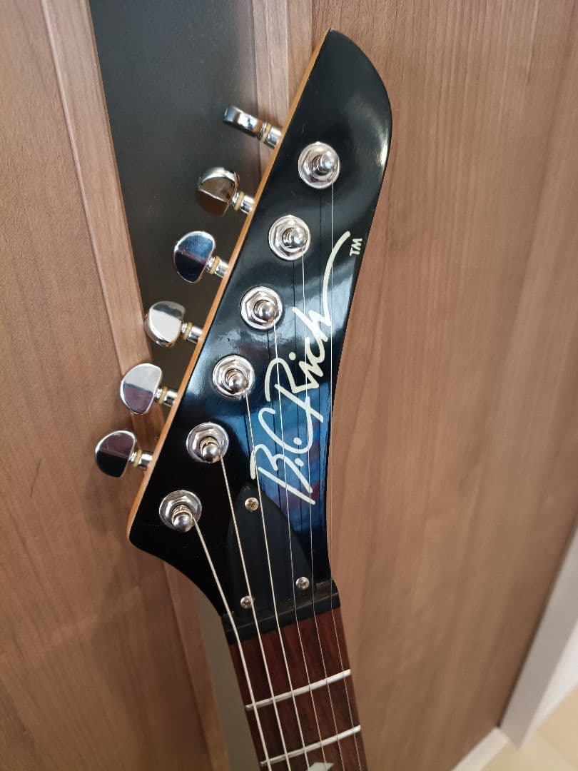B.C rich　ビーシーリッチ　スーパー　ストラト　エレキギター