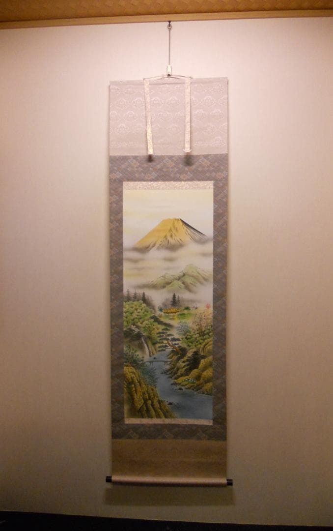 掛け軸 西村千里 作 天地人山水図 絹本 希少 軸装 茶道具 掛軸 美品 です。