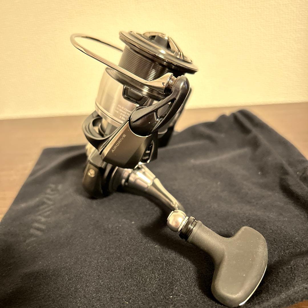 美品 24セルテート LT3000-CH ダイワ　スピニングリール