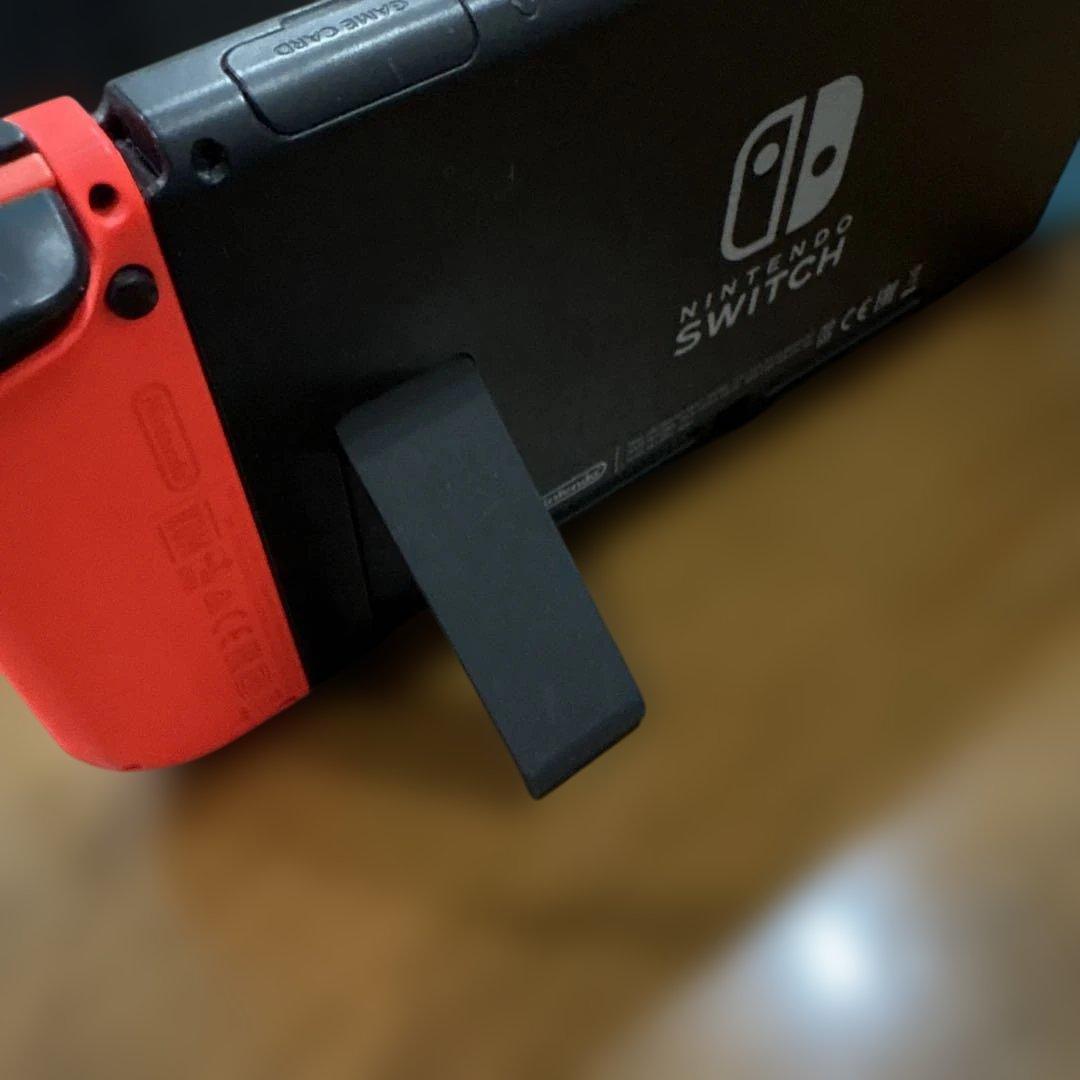 Nintendo Switch本体　ネオンブルー/ネオンレッド