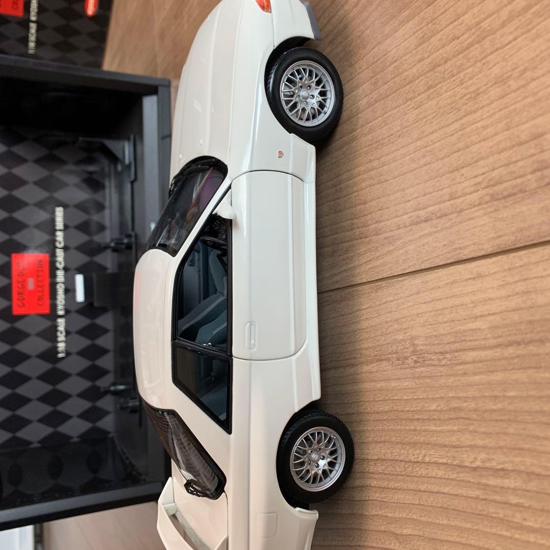 京商1:18 日産スカイラインGT-R（BNR32 ）V-SPECII