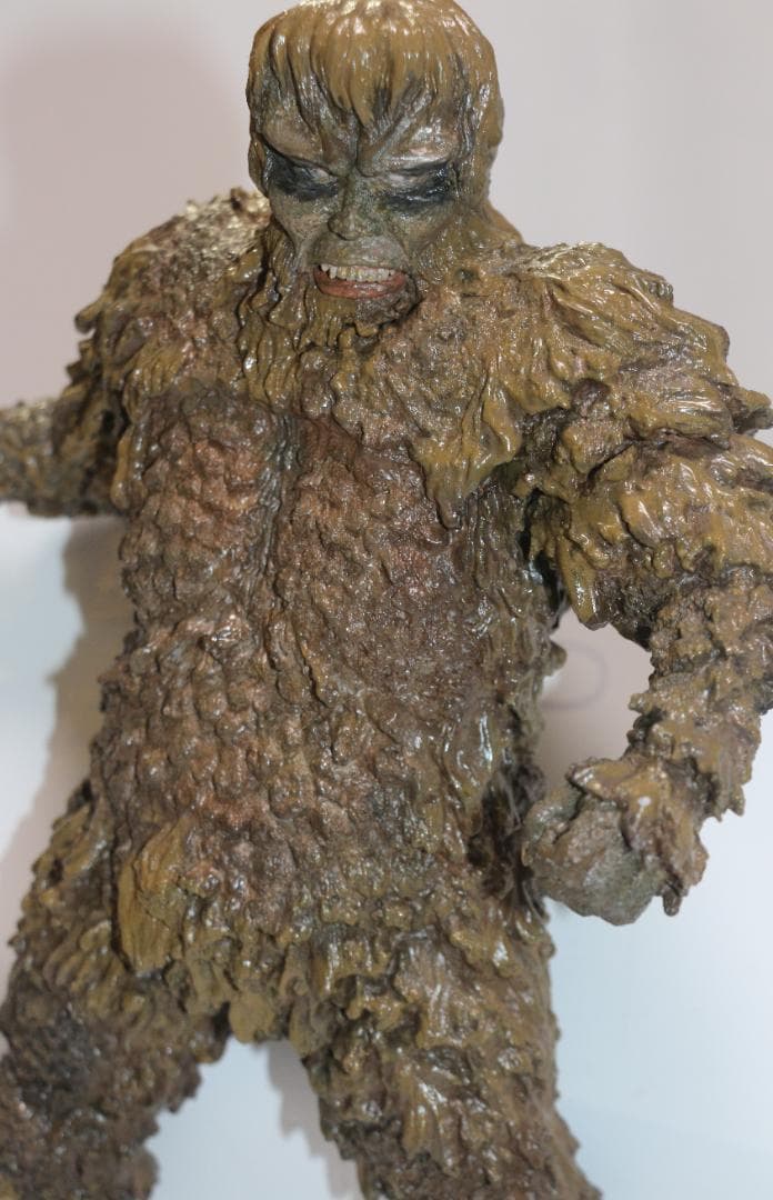 フランケンシュタインの怪獣（東宝１９６６年）のサンダのフィギャー　全高：約３０㎝