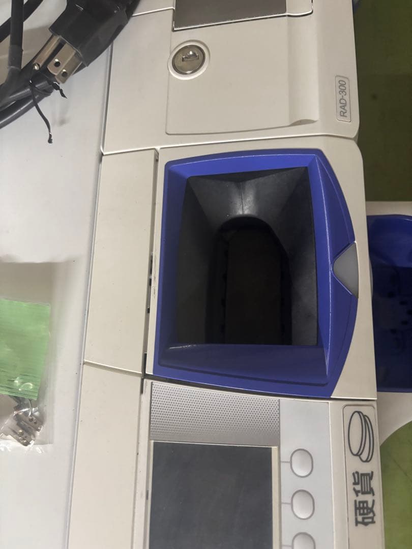 【中古】GLORY製 RT-300 RAD-300　自動釣銭機　グローリー