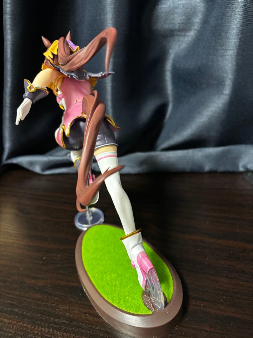 サクラバクシンオー　メガハウス　スケールフィギュア