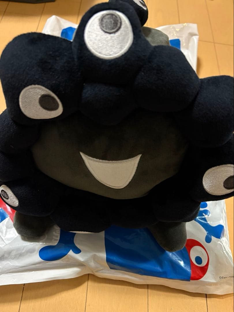 EXPO2025 ミャクミャク 這型ぬいぐるみ 黒　黒ミャクLサイズ
