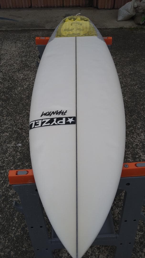 pyzel PHANTOM 5'7 パイゼル　ファントム