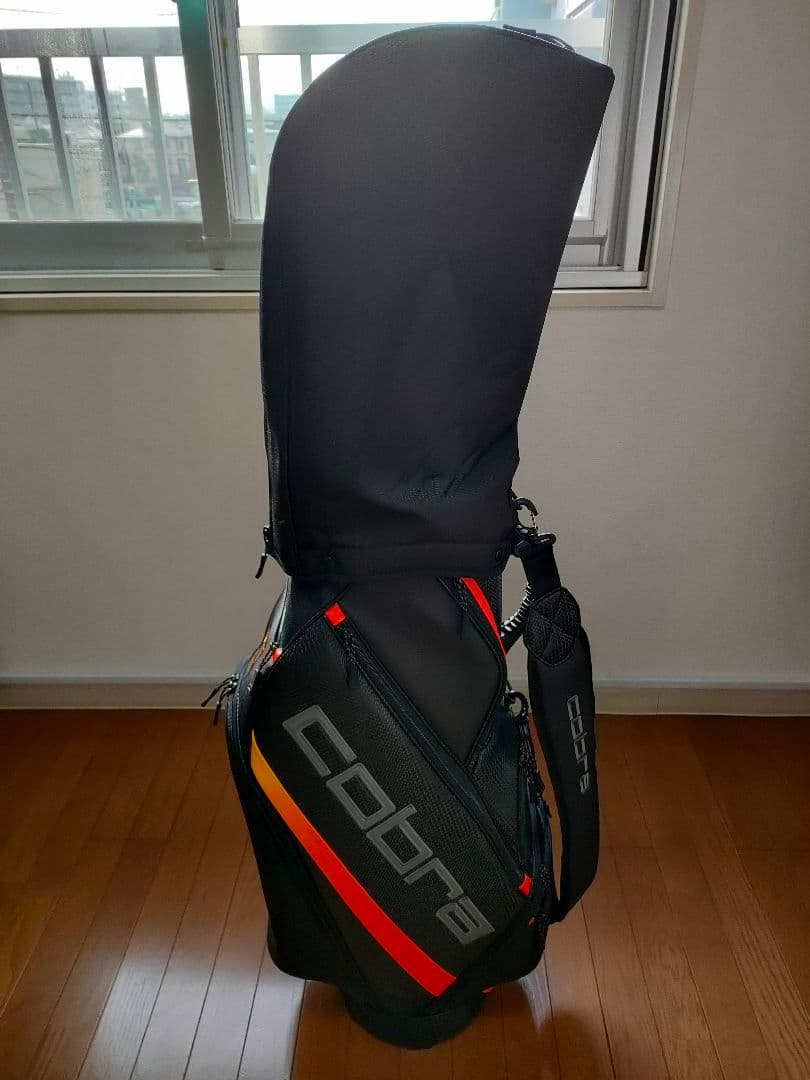 Cobra キャディバッグ フード付き 黒/オレンジ