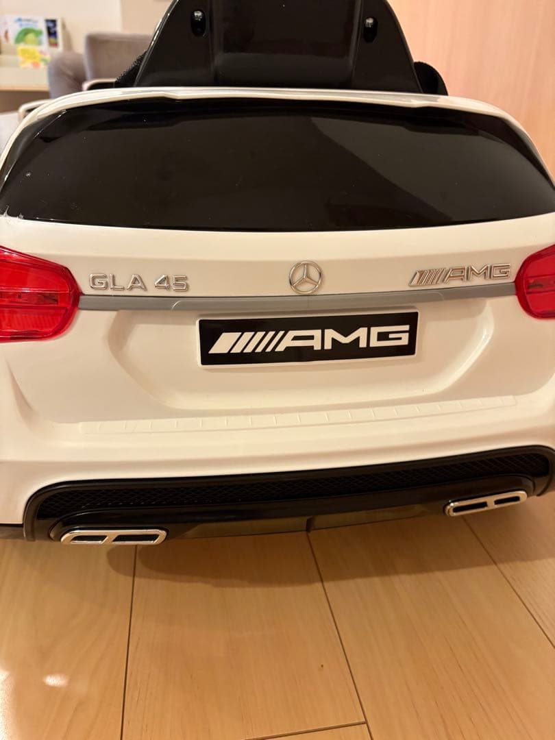 メルセデス・ベンツ GLA 45 AMG 電動乗用車