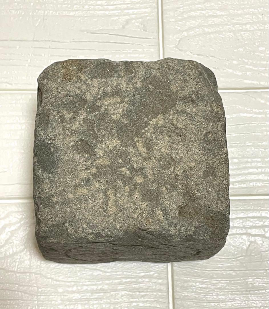 ◎宝篋印塔 塔身 月輪彫 種子摩耗 検:泥塔 五輪塔 仏教美術