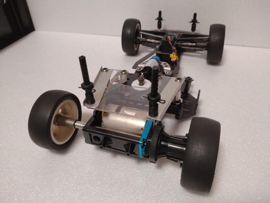 【値下げ】タミヤ　Ｆ１０３ＧＴシャーシ