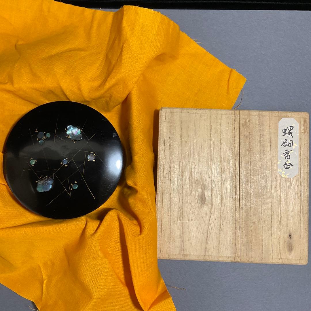 香合　螺鈿香合