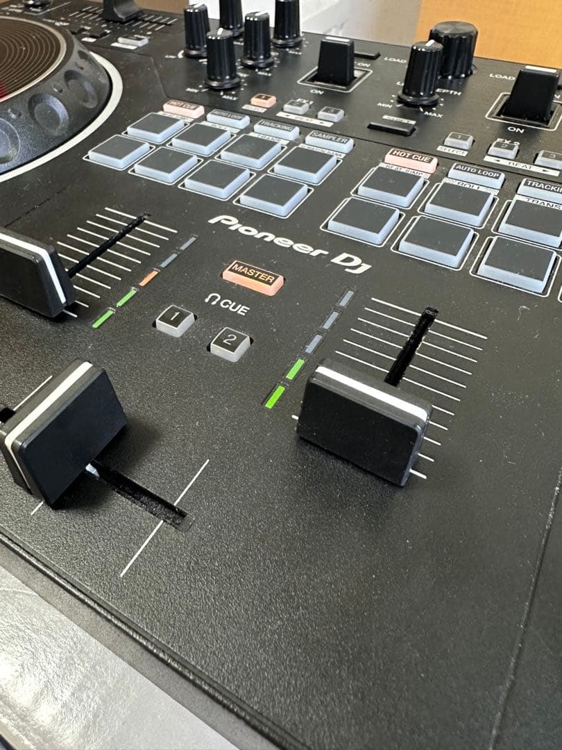 DJコントローラー DDJ-REV1