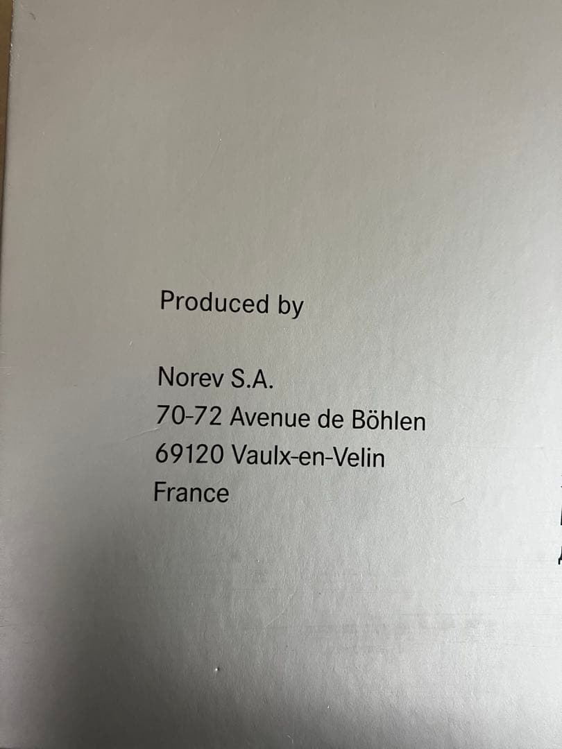 ノレブ 1/18 ベンツ CLA シューティングブレーク ディーラー別注品