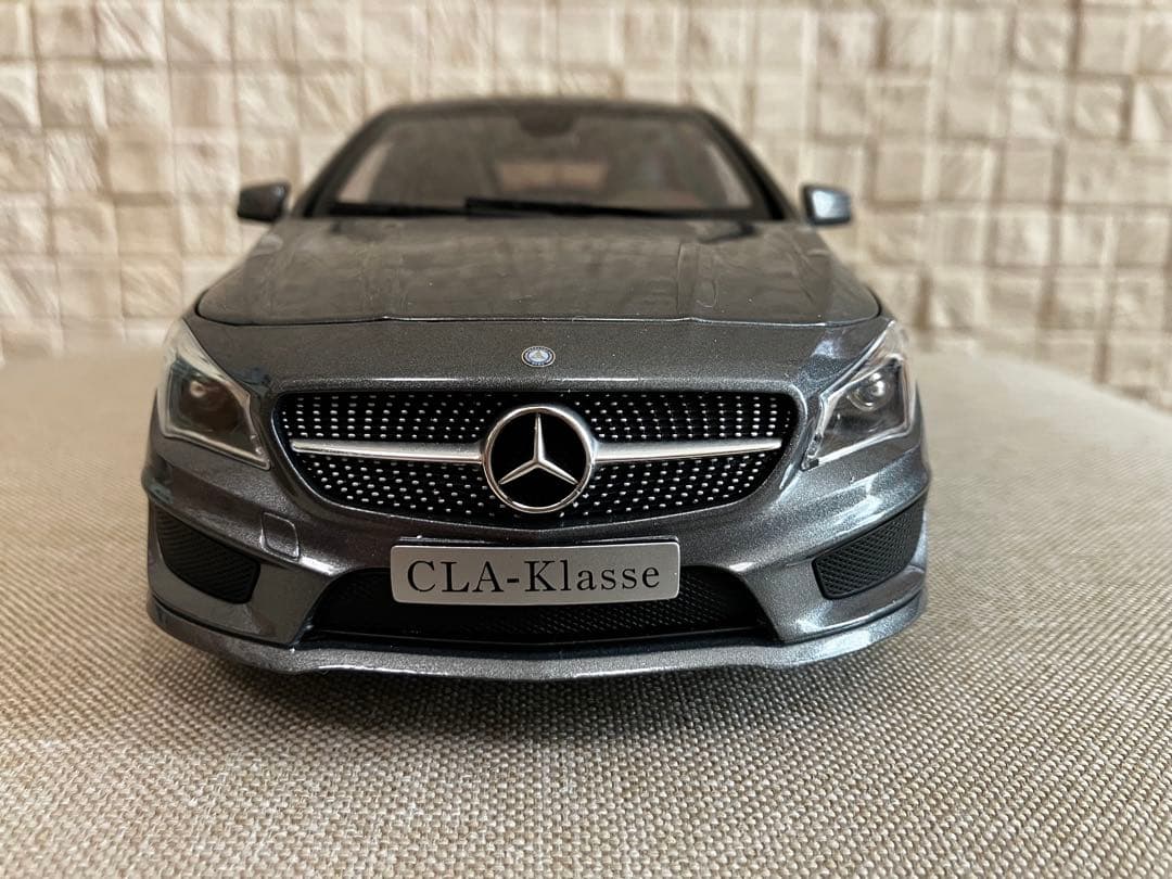 ノレブ 1/18 ベンツ CLA シューティングブレーク ディーラー別注品