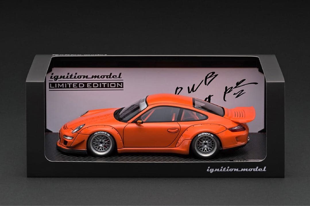 ミニカー 1/18 RWB 997 GT3 Orange With Mr.Nakai