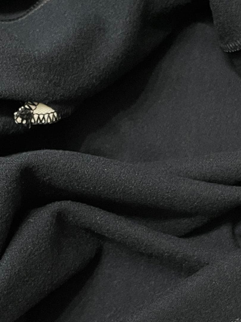 未使用⭐︎J.LINDEBERG ジェイリンドバーグ　ジップハイネック トップス