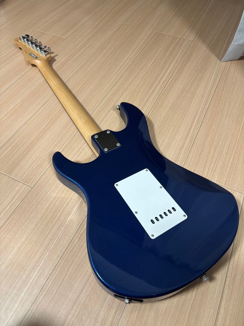 ギター YAMAHA PACIFICA PAC012
