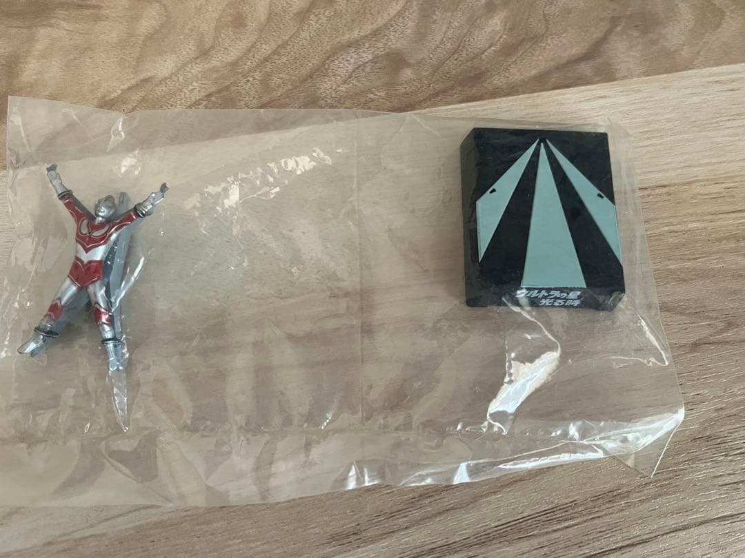 帰ってきたウルトラ怪獣名鑑4種+シークレット