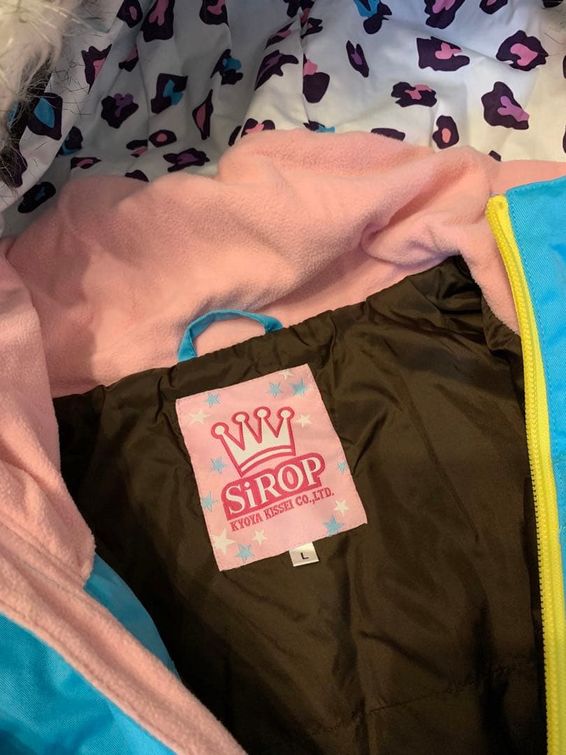 スノボー　ウエアー上下　レディース