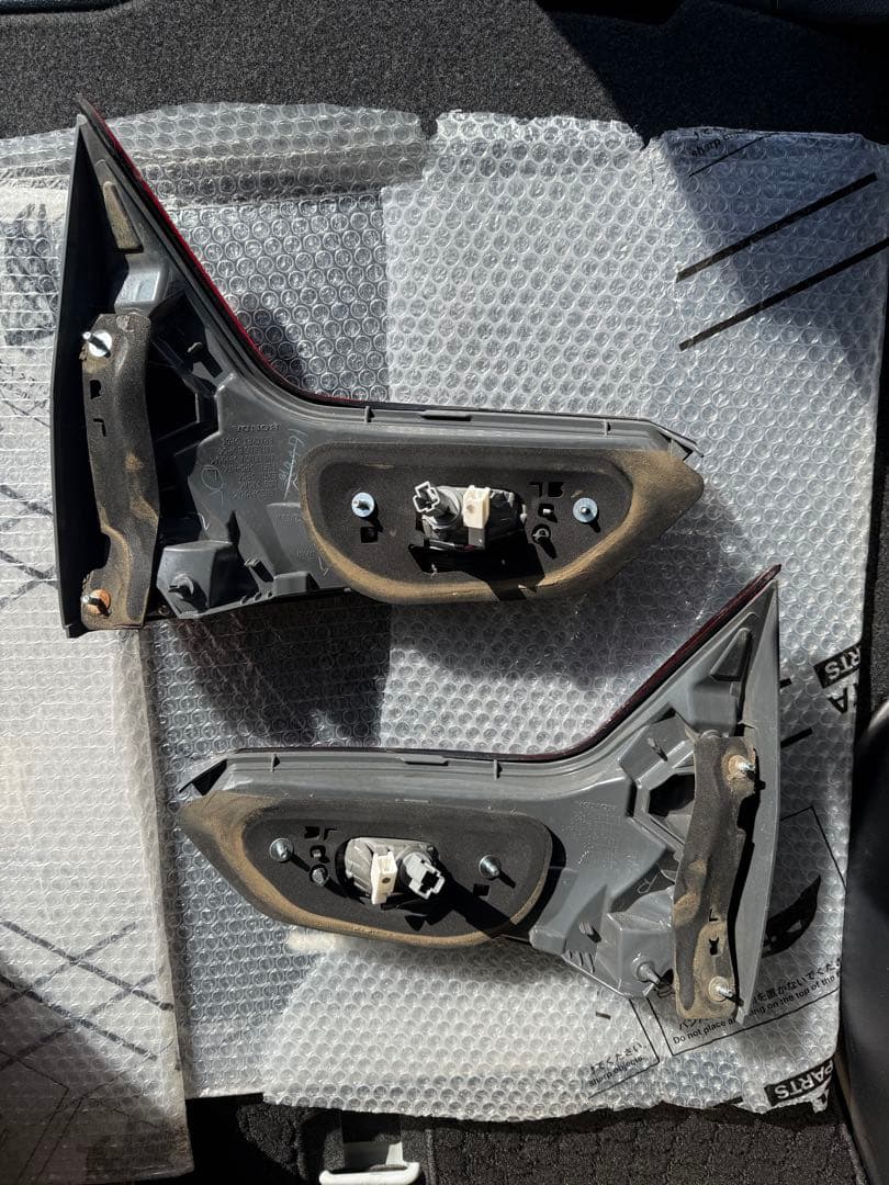 ホンダ　ヴェゼル　RU1 2 3 4 テールランプ　リアゲート　左右　セット