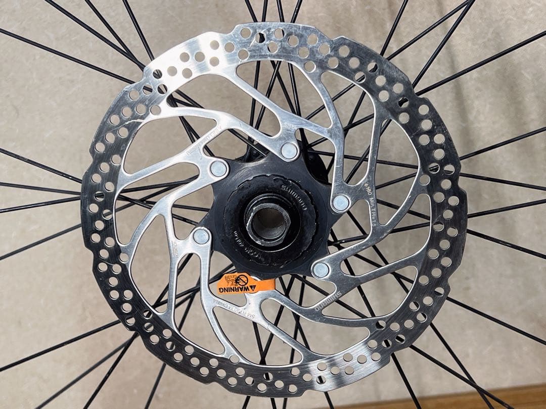 マキシス ミニオン DHF タイヤとシマノ WTB ST i30